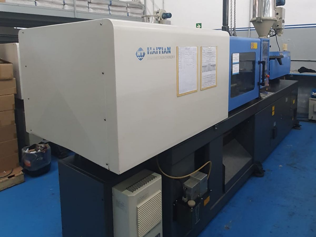 HAITIAN 90 TON -SERVO MOTOR