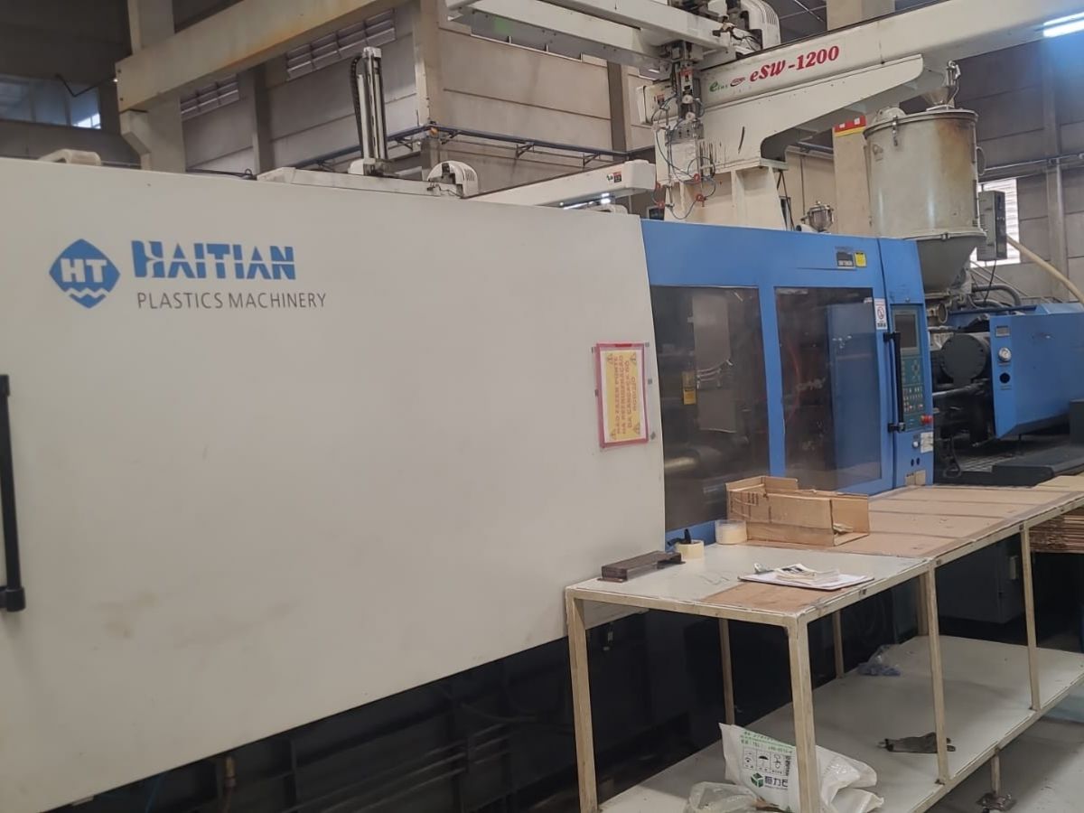 HAITIAN 530 TON - SERVO MOTOR