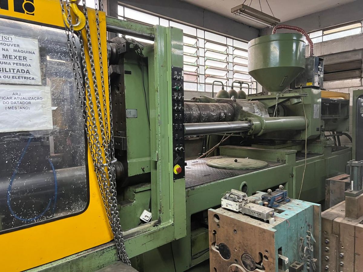 BATTENFELD 500 TON