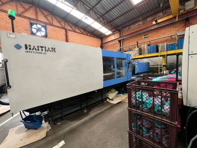 Clinica de reabilitação - HAITIAN 530 TON- BOMBA VARIAVEL