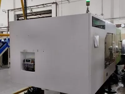 YIZUMI 405 TON- SERVO MOTOR