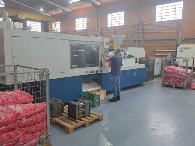 Clinica de reabilitação - ROMI 220 PRIMAX R