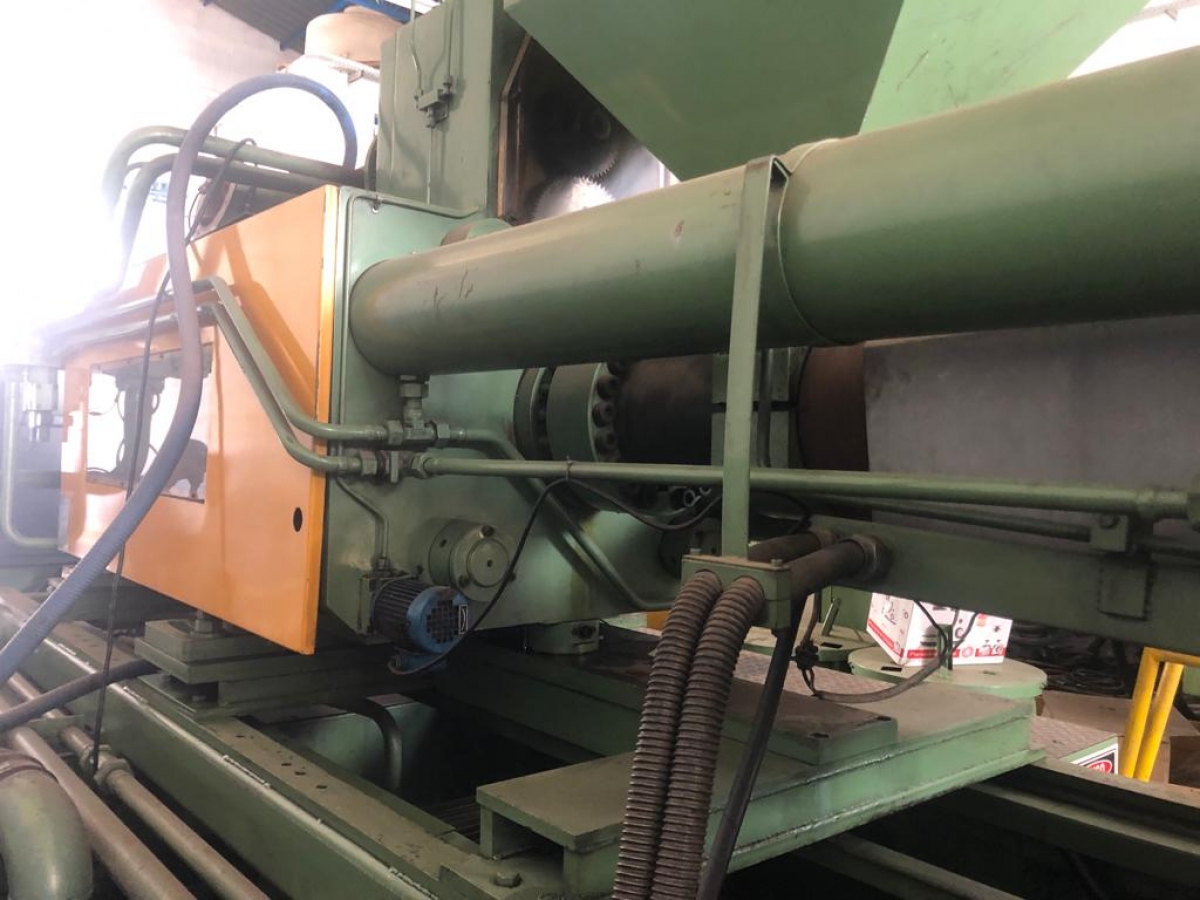 BATTENFELD 550 TON