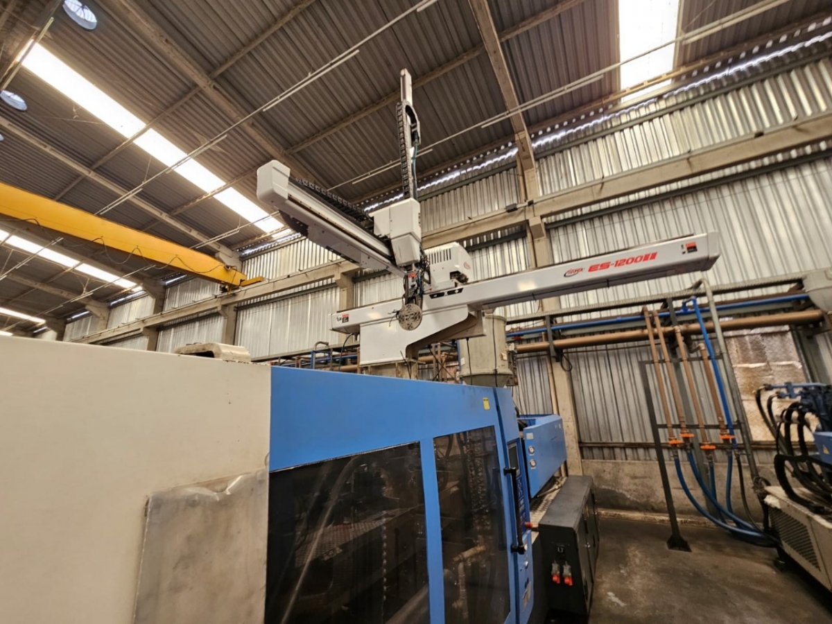 S A 6000/4500 - ANO 2009